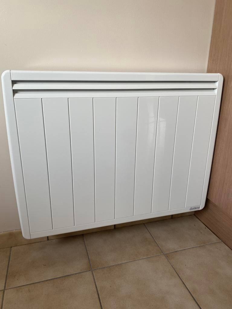 Aterno 3x elektrische verwarming + 2x thermostaat- 4 j oud, Ophalen, Zo goed als nieuw, Thermostaat