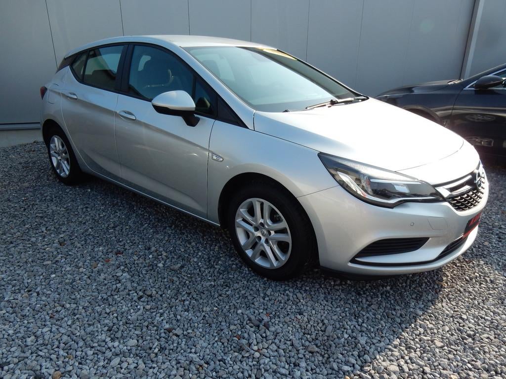 Opel Astra Airco/cruise/ park.sensor v+a/, Autos, Opel, Neuf, Argent ou Gris, Achat, 105 ch