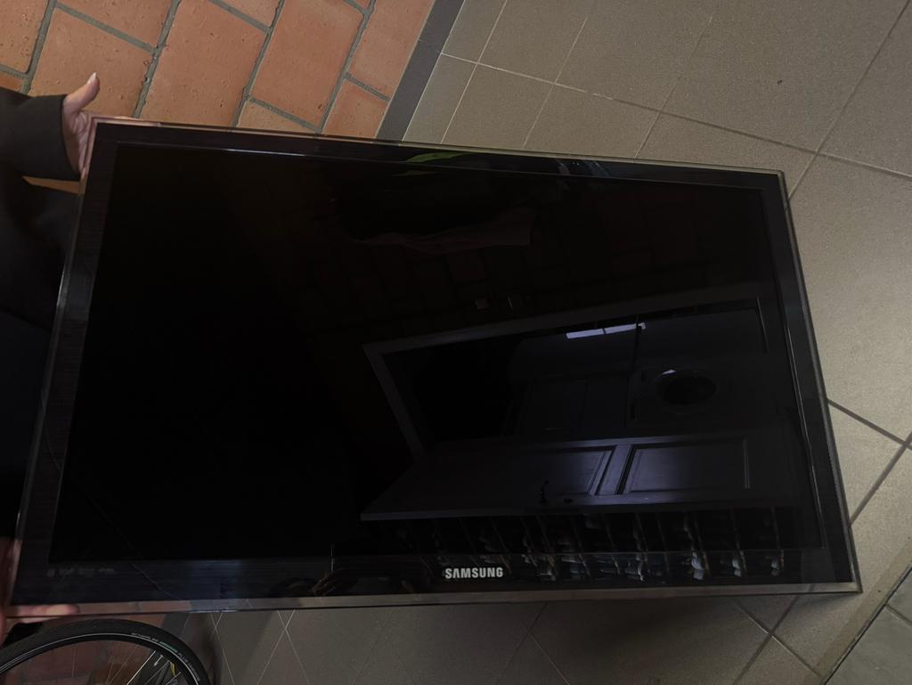 Samsung tv serie 6, Ophalen, Zo goed als nieuw, Samsung
