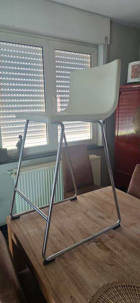 3 Ikea "Bernhard" barkrukken, Huis en Inrichting, Ophalen