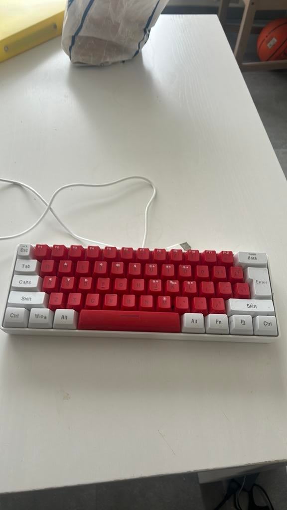 Gaming keyboard mechanische switches, Computers en Software, Toetsenborden, Ophalen, Zo goed als nieuw