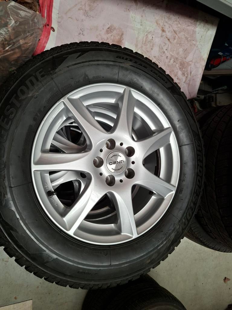 Winterbanden opel mokka, Auto-onderdelen, Ophalen, 16 inch, Banden en Velgen, 205 mm