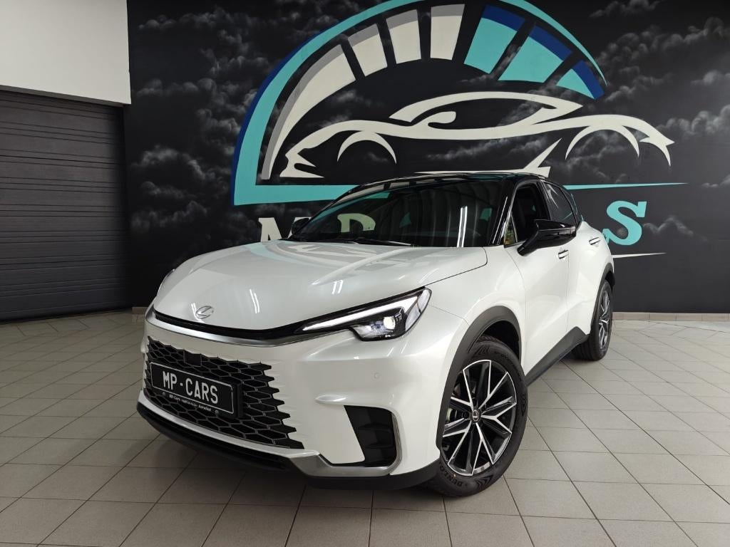 NIEUW//Lexus LBX FWD emotion + executive pack, Auto's, Lexus, Wit, Leder, 5 deurs, SUV of Terreinwagen