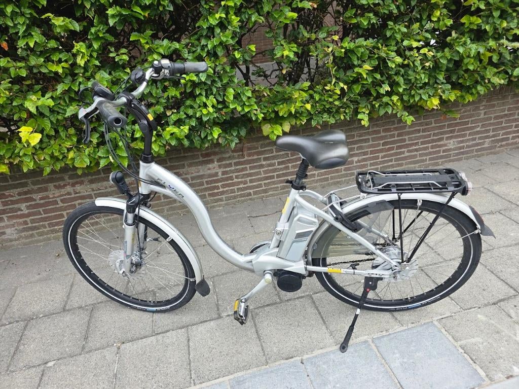 De fiets is in perfecte staat met goede batterij, Fietsen en Brommers, Elektrische fietsen, Ophalen, Gebruikt