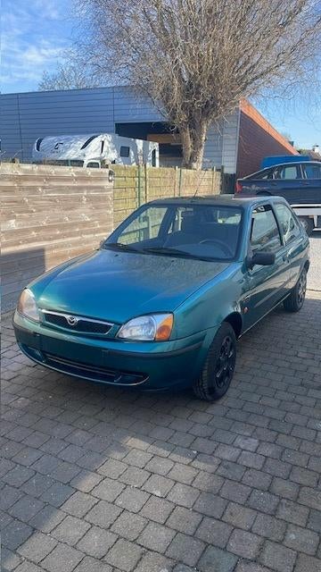 Mazda 121 Benzine 1300CC Mag in LEZ 138000km, Auto's, Mazda, Bedrijf, Radio, Euro 4, 3 deurs