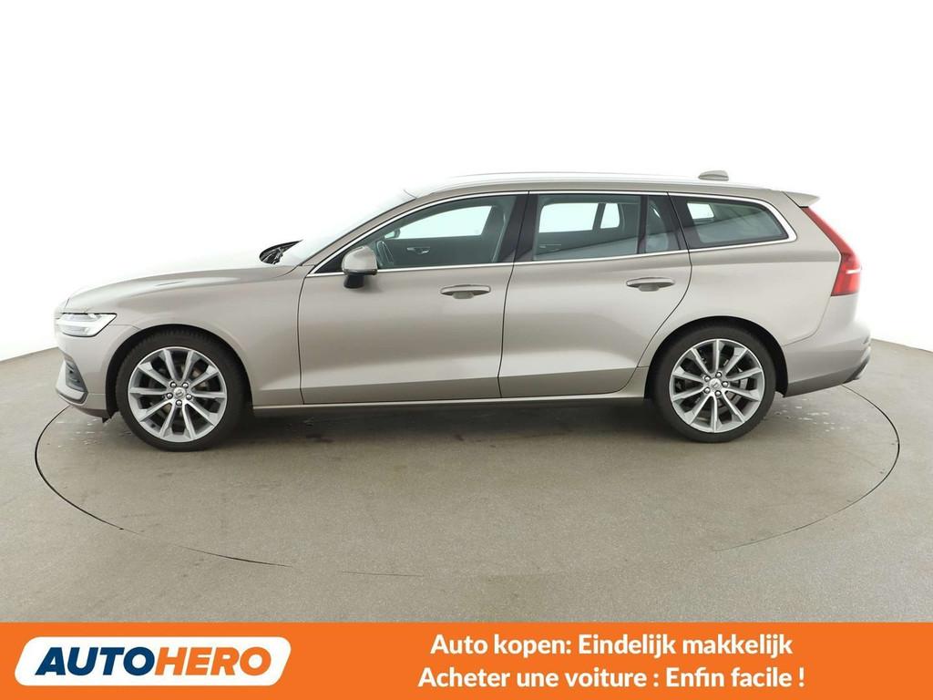 Volvo V60 2.0 D3 Momentum Pro (année de construction 2019), Autos, Argent ou Gris, Achat, 1738 kg, Noir