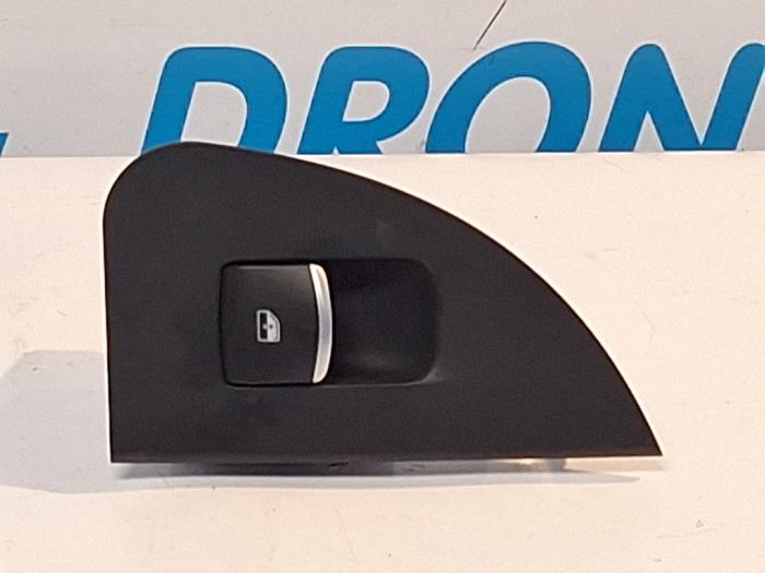 Commutateur vitre électrique d'un Alfa Romeo Giulia, Autos : Pièces & Accessoires, Tableau de bord & Interrupteurs, Alfa Romeo