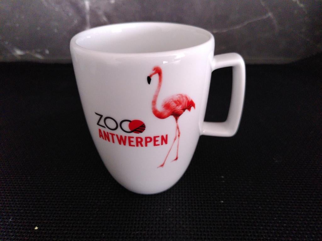 Mok Zoo Antwerpen met flamingo, Ophalen