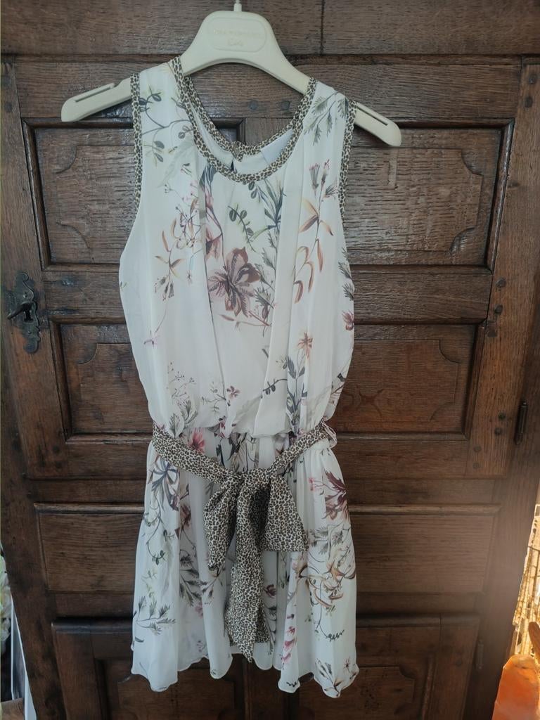 Leuk kleedje RTB, Enfants & Bébés, Enlèvement ou Envoi