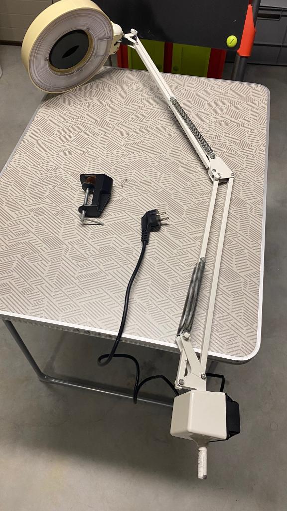 Lamp met vergrootglas, Enlèvement, Utilisé, Lampe loupe