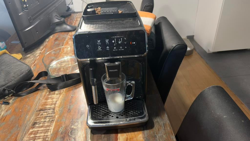 Philips automatische koffiemachine, Elektronische apparatuur, Koffiemachine, Ophalen of Verzenden, Zo goed als nieuw, 2 tot 4 kopjes