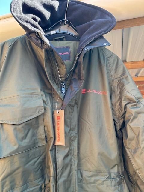 hengelsport, Watersport en Boten, Hengelsport | Algemeen, Ophalen, Zo goed als nieuw, Kleding