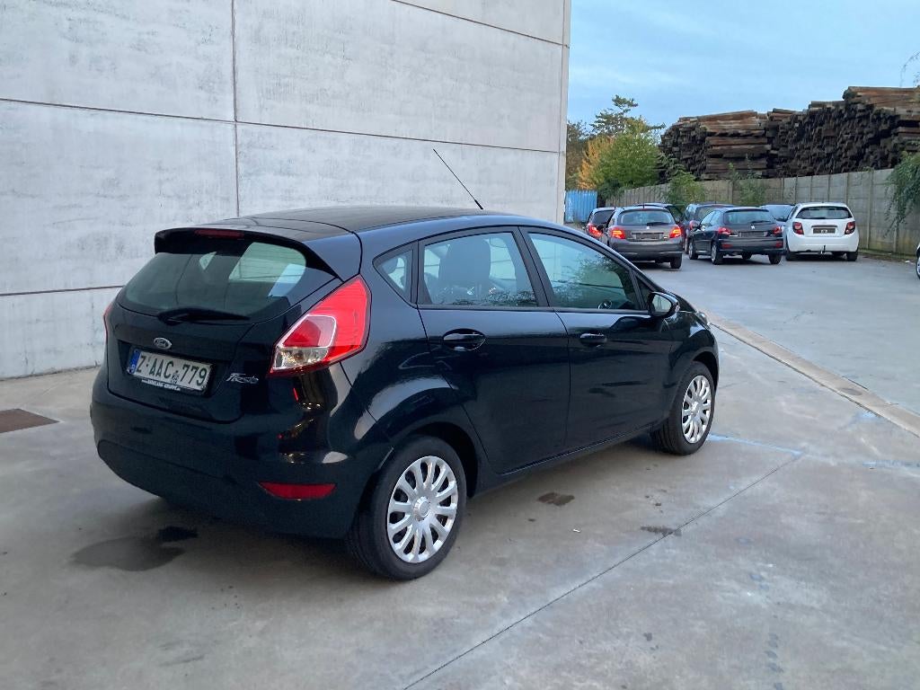 Ford Fiesta 1.3 essence 2015 avec 99000 km*Garantie*Euro 6, Autos, Ford, 1242 cm³, Achat, Euro 6, Entreprise