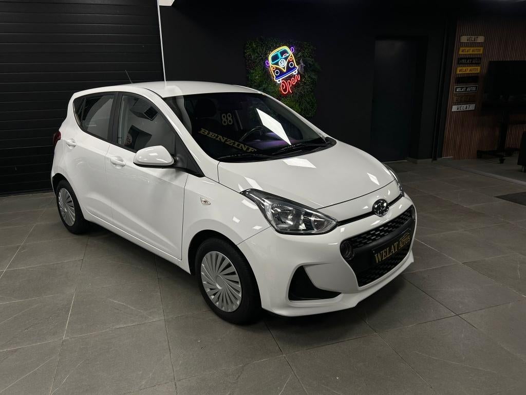 HYUNDAI i10 BENZINE 2017 TOPSTAAT, Auto's, Hyundai, Bluetooth, Wit, Bedrijf, I10