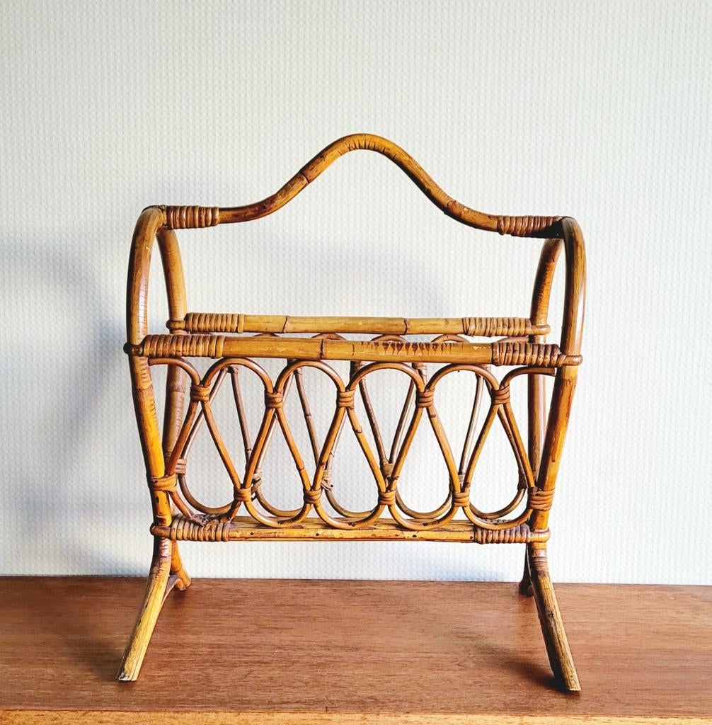 Prachtige antiek/vintage rotan lectuurmand!, Ophalen of Verzenden