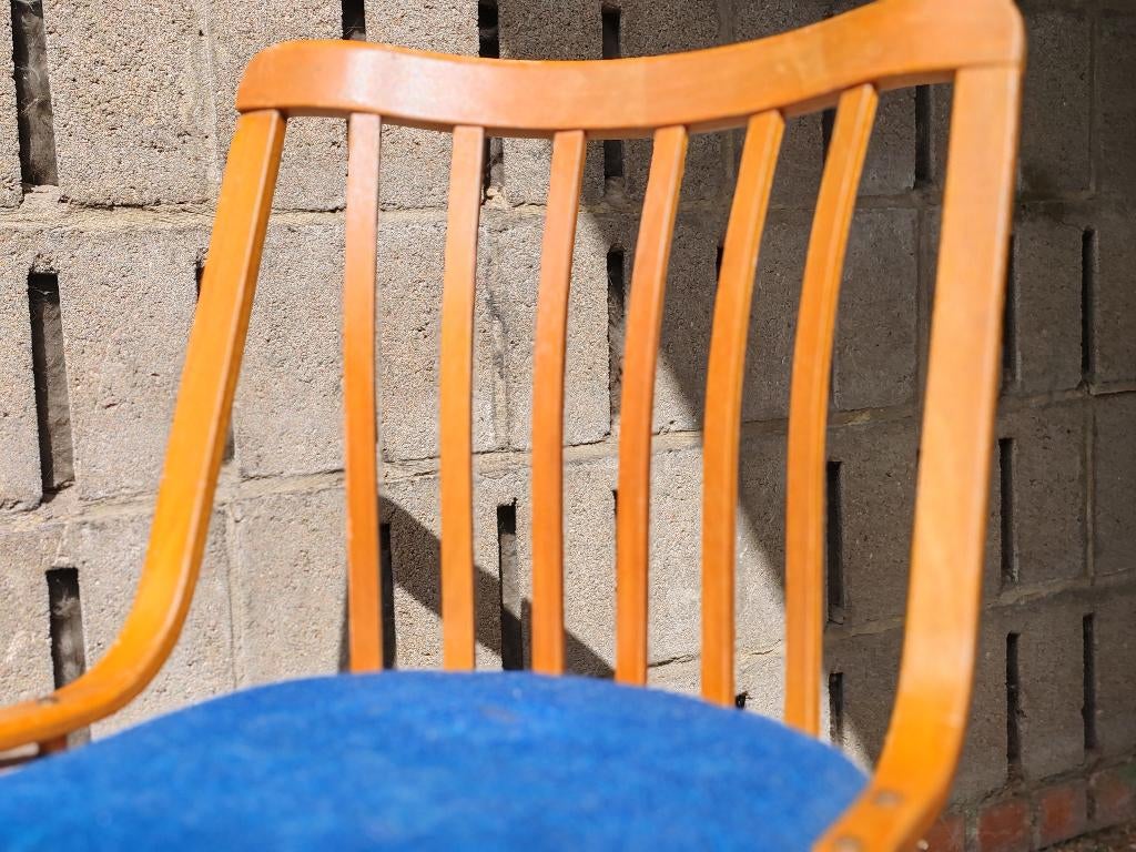 Chaises de salle à manger par Antonín Šuman pour ton, 1960, Enlèvement, Utilisé, Bleu, Quatre