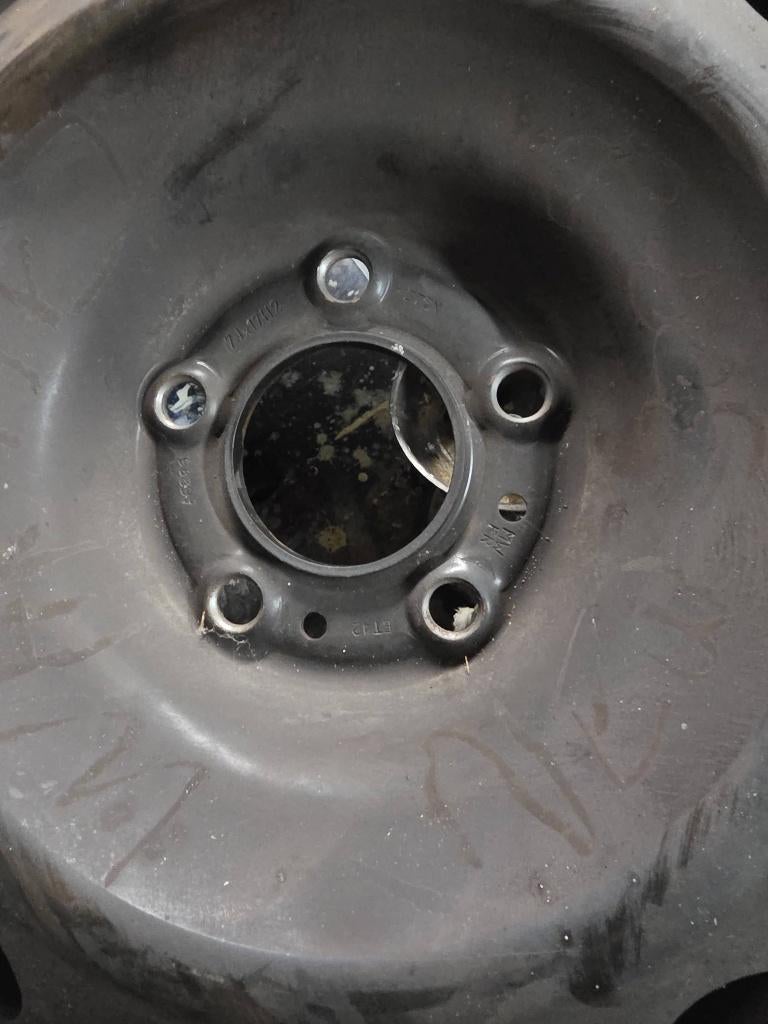 4 pneus hiver peugeot 3008, Véhicule de tourisme, Enlèvement, Utilisé, Pneus hiver