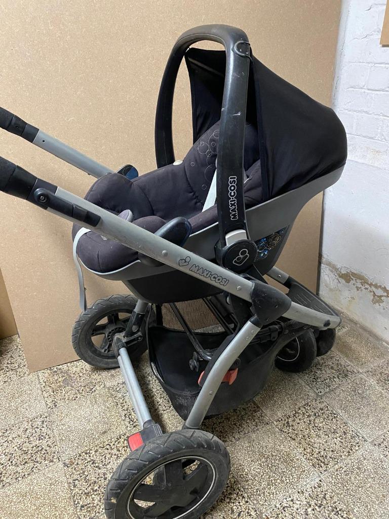 Poussette Maxi-Cosi Miura plus avec nacelle, et nase IsoFix, Enfants & Bébés, Poussettes & Combinaisons, Enlèvement, Utilisé, Poussette combi