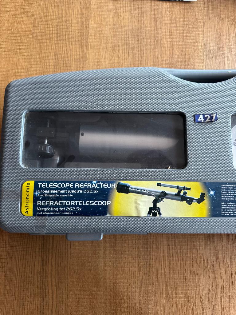 Refractortelescoop, Ophalen, Gebruikt, Lenzentelescoop (refractor), Met statief