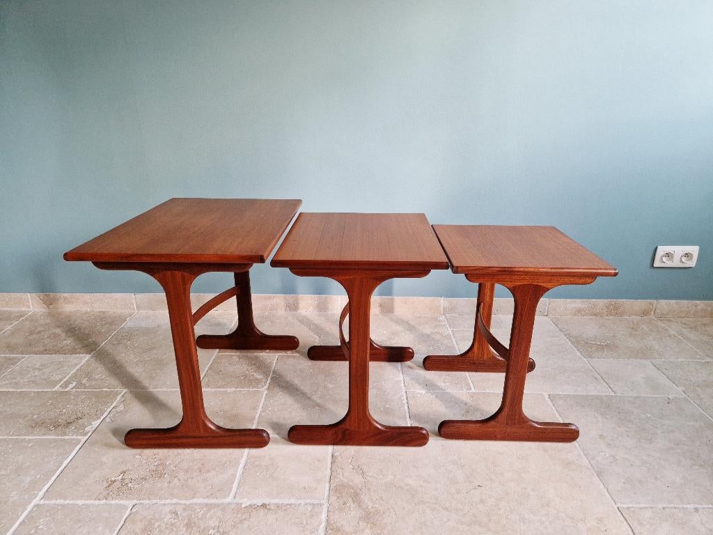 Set de 3 tables gigognes en teck Gplan, années 1960, Maison & Meubles, ...., Enlèvement ou Envoi, Royaume-Uni, Utilisé