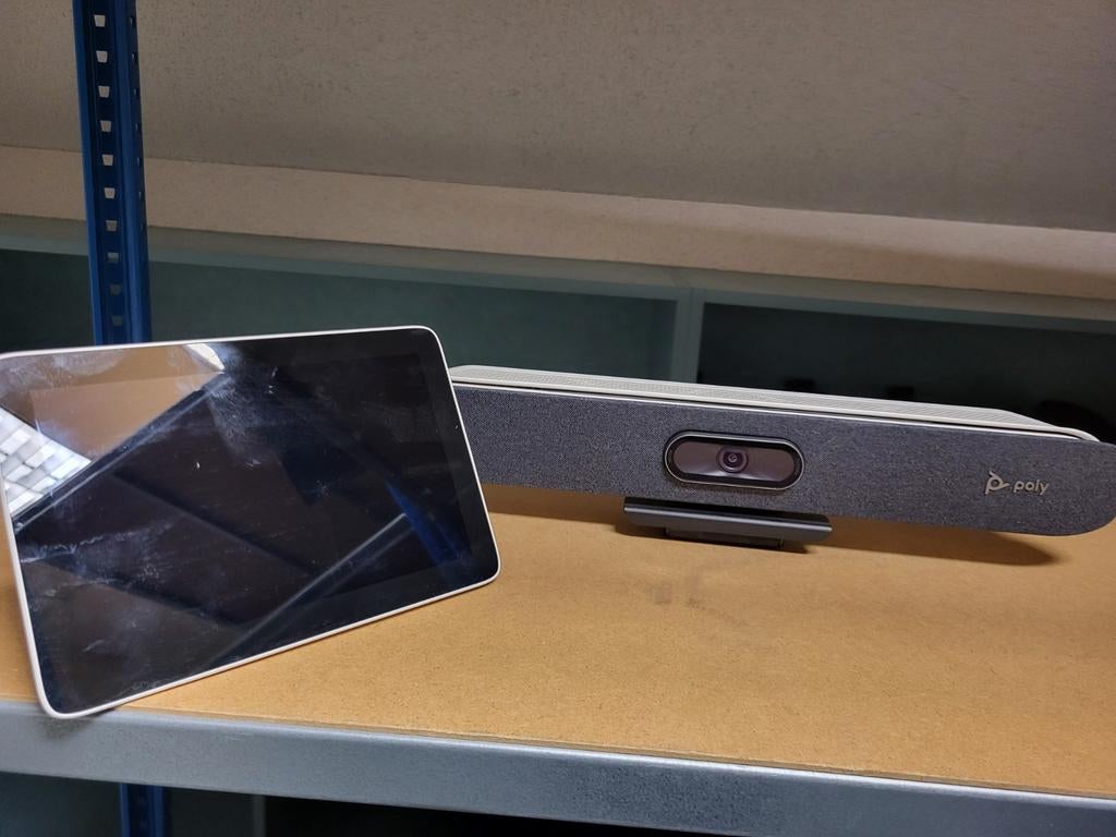 Poly x30 +tc8 tablet conferencing system, Ophalen