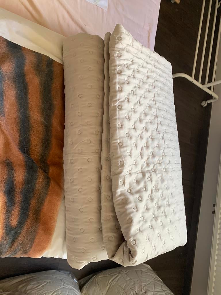 Grote sprei / deken, Ophalen of Verzenden, Zo goed als nieuw, Beige