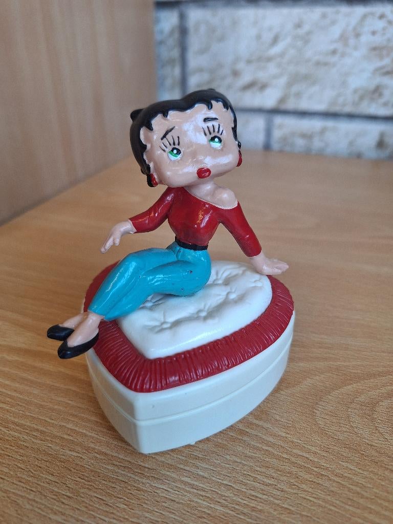 Betty Boop coeur blanc 1988 Bully, Collections, Enlèvement ou Envoi, Neuf, Humain
