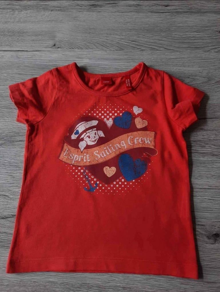 T-shirt rouge Esprit taille 92/98 très bon état, Kinderen en Baby's, Kinderkleding | Maat 92, Ophalen of Verzenden, Zo goed als nieuw