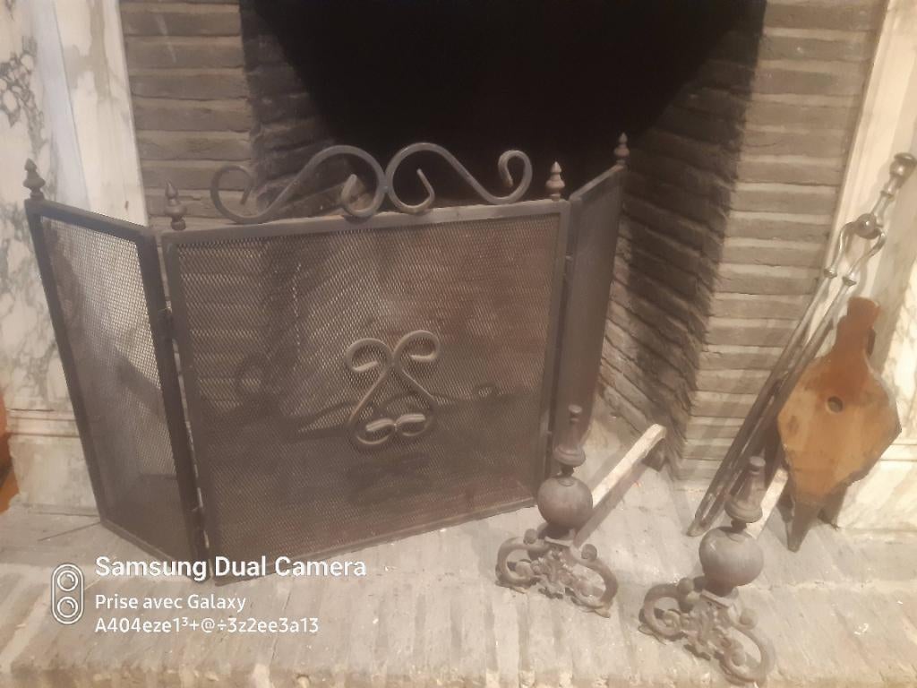 Cheminée, pare feu, chenets,fer forgé, soufflet,pince, Antiquités & Art, Enlèvement