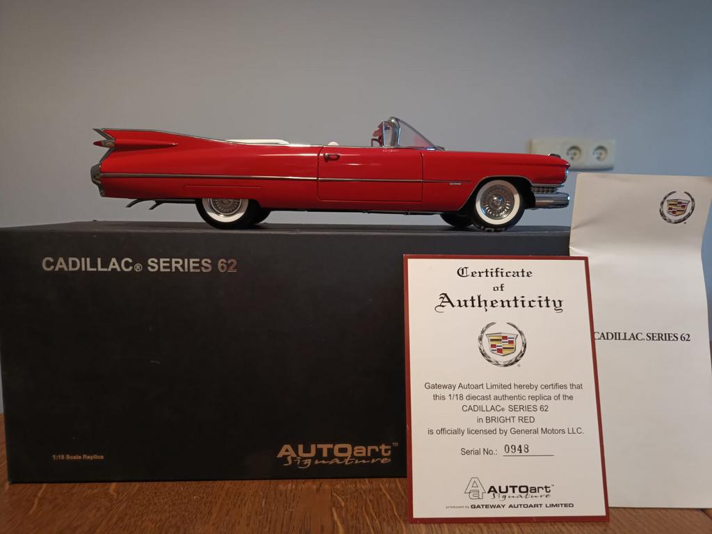 AutoArt Signature 1:18, Cadillac Eldorado Series 62, Enlèvement, Comme neuf, Autoart
