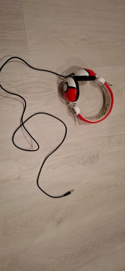 Koptelefoon pokemon 2016, Ophalen of Verzenden