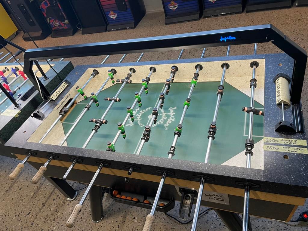 Tafelvoetbal / voetbaltafel / kickertafel Jupiter Goldstar, Ophalen of Verzenden, Gebruikt