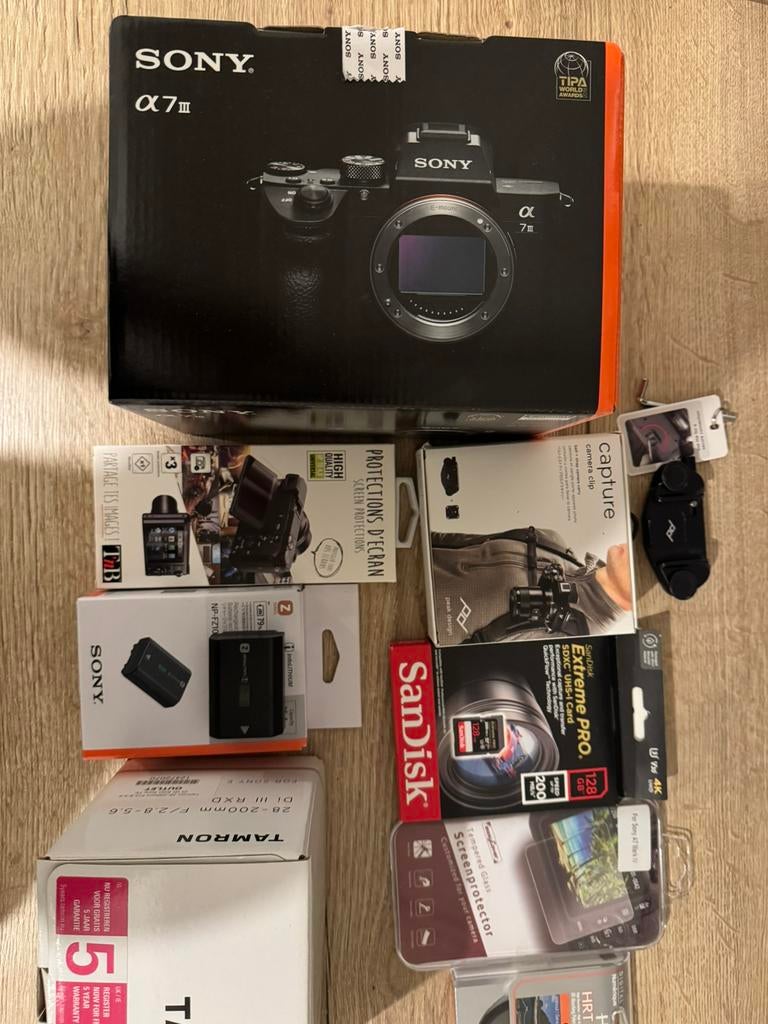 Sony a7 iii met tamron 28-200 en toebehoren, Enlèvement, Comme neuf, Sony