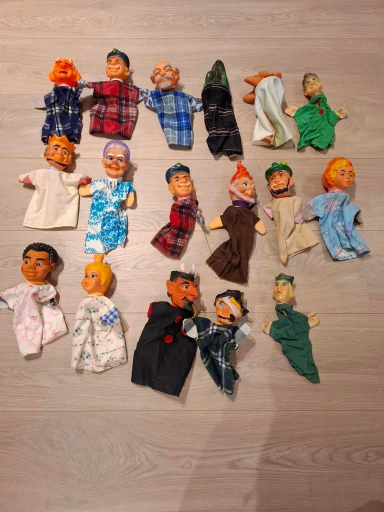🎭✨ Echte Vintage Poppenkastpoppen (jaren '40 - '70) – 17 st, Antiek en Kunst, Ophalen of Verzenden