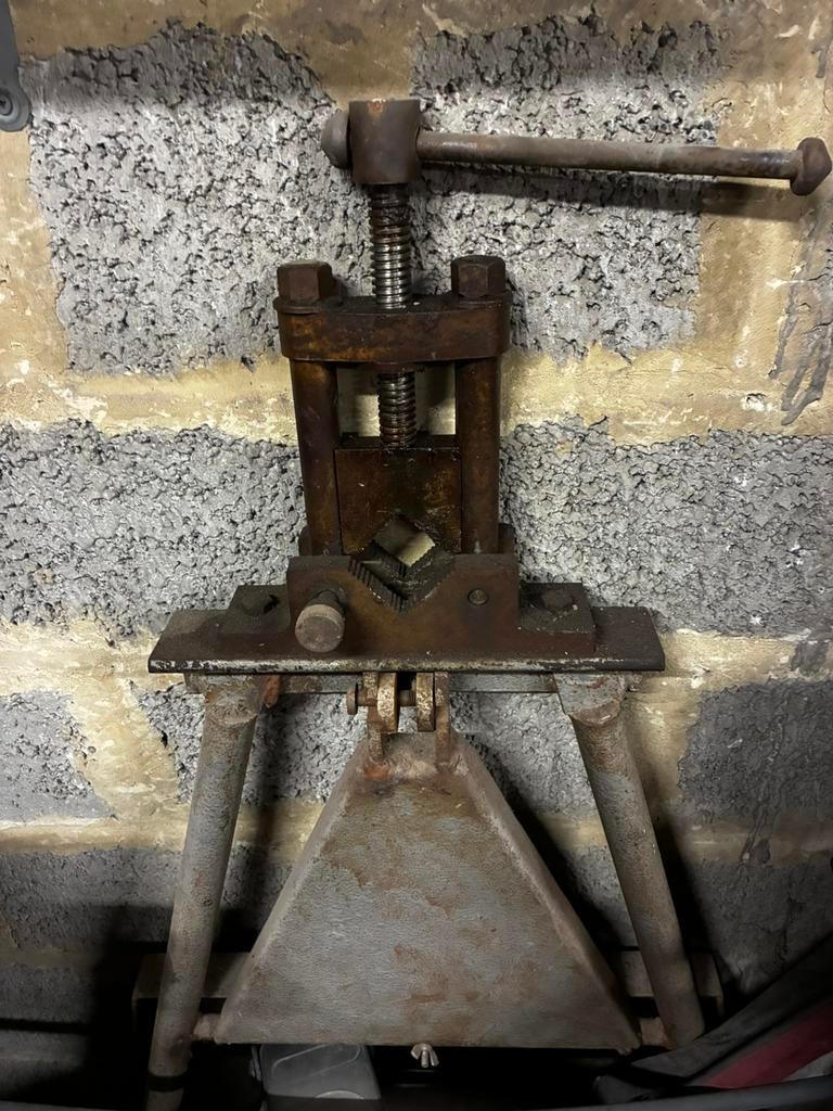 Zware driepikkel, Ophalen