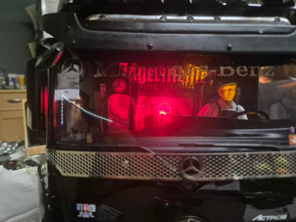 Mercedes actros  1/14, Hobby en Vrije tijd, Ophalen