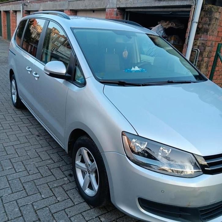 Vw sharan  2012, Achat, Noir, 5 portes, USB