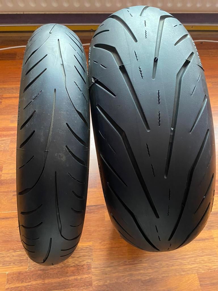 Avon Storm 3D X-M AV66 – 200/50 ZR17 ,Avon Storm 120/70 ZR17, Motoren, Onderdelen | Merk-onafhankelijk, Ophalen, Gebruikt