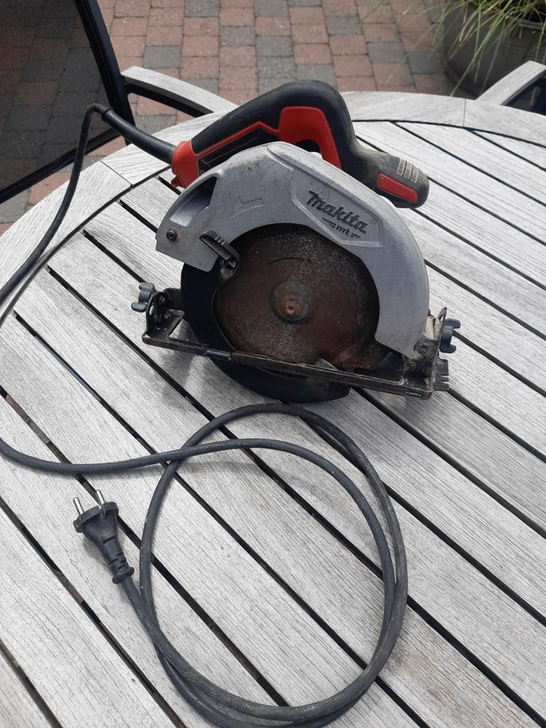 Zaagmachine Makita, Doe-het-zelf en Bouw, Gereedschap | Zaagmachines, Ophalen, Zo goed als nieuw