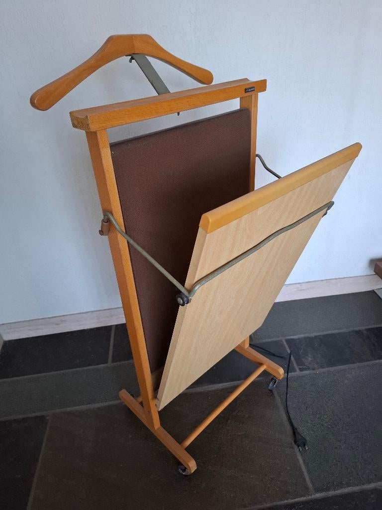 Fratelli Reguitti Dress Boy / Valet stand jaren 60, Enlèvement