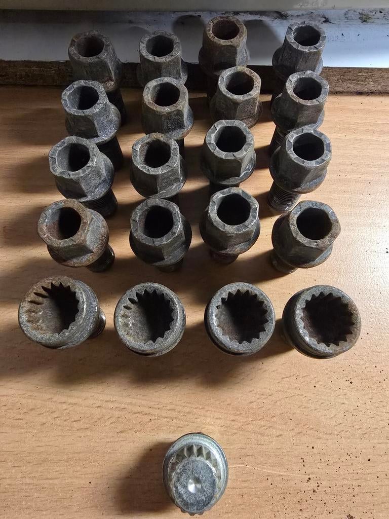 Boulon de roues avec antivol pour VW, Audi, Seat, Skoda, Autos : Pièces & Accessoires, Enlèvement