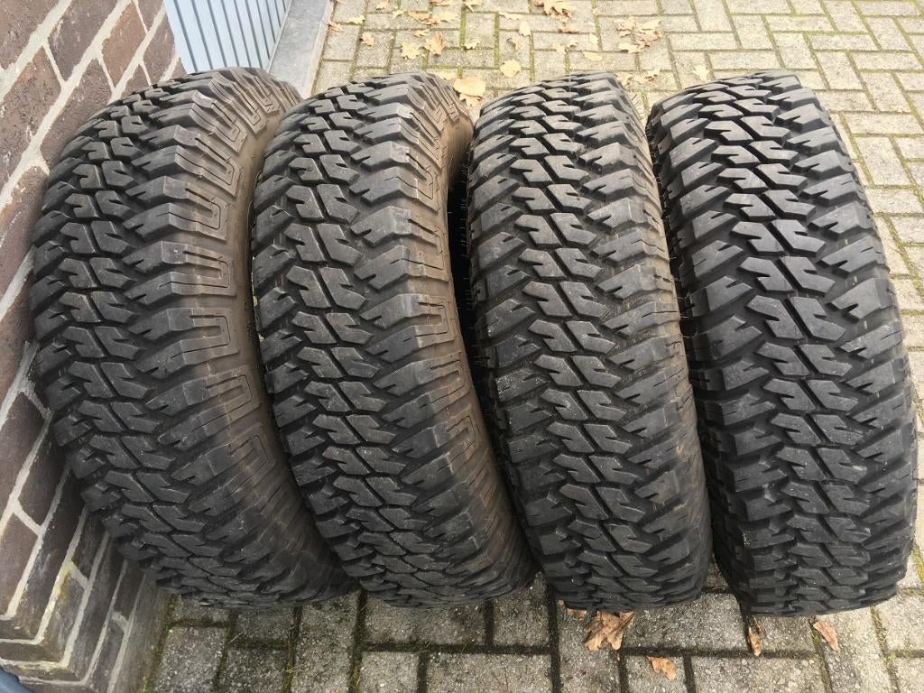 LAND ROVER Defender – Terreinbanden GOODYEAR - MICHELIN XZL, Auto-onderdelen, Banden en Velgen, Ophalen, Overige, 16 inch, Nieuw