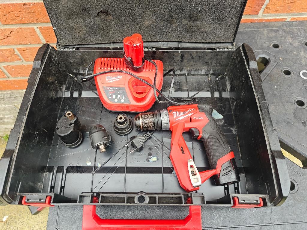 Milwaukee M12FDDX, Enlèvement ou Envoi, Utilisé
