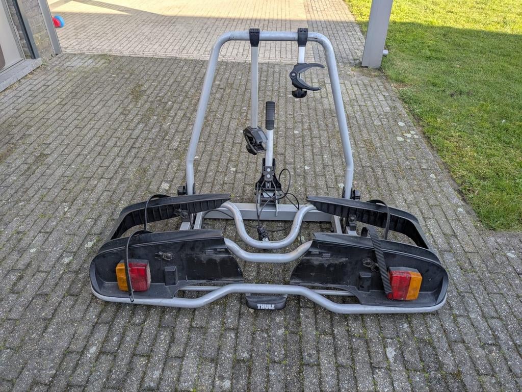 Thule EuroPower Fietsendrager voor 2 (elektrische) fietsen, Ophalen