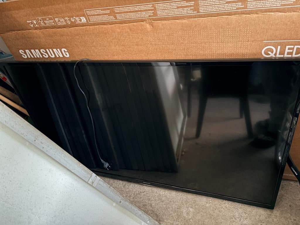 Medion tv 127 cm, Elektronische apparatuur, Microgolfovens, Ophalen, Zo goed als nieuw