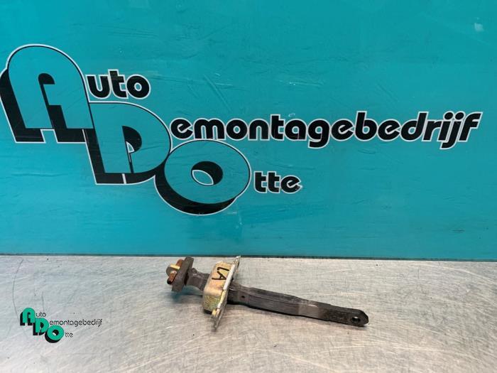 Deurvanger 4Deurs links-achter van een Daihatsu Cuore (Cuore, Gebruikt, Daihatsu, -, -