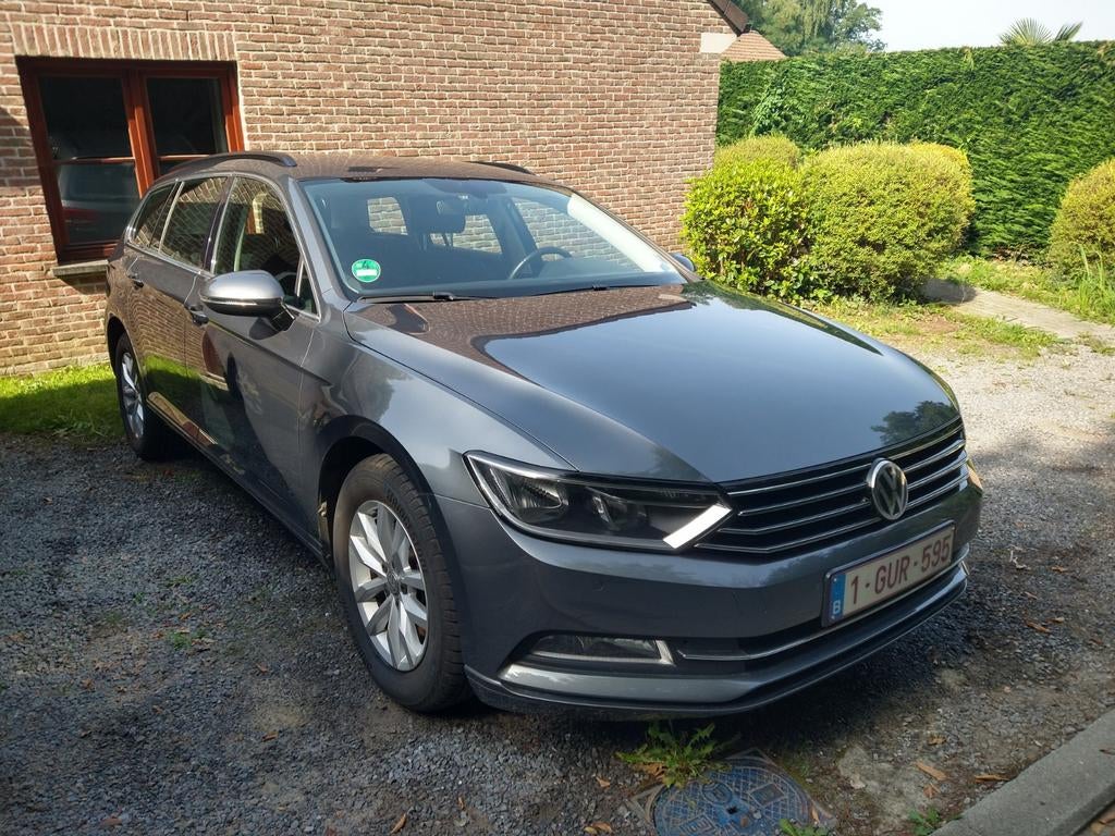 VW Passat 1.6 TDI bluemotion, Voorwielaandrijving, Stof, Emergency brake assist, Euro 6