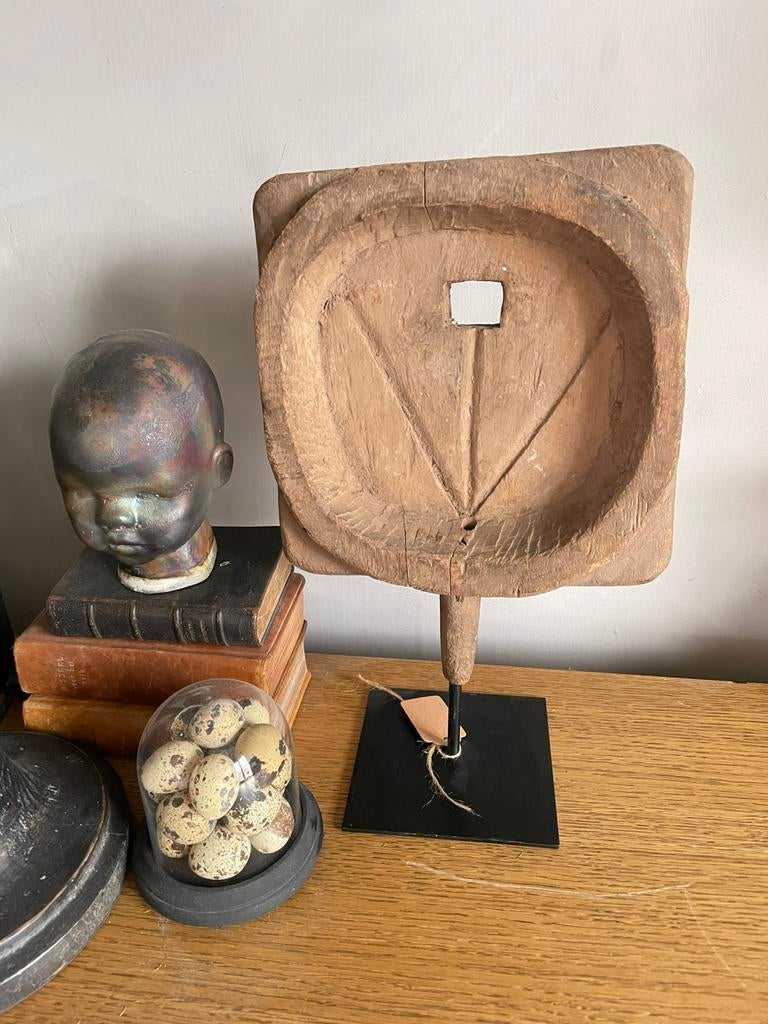 Houten onderzetter op statief, ., Ophalen of Verzenden, Zo goed als nieuw, .