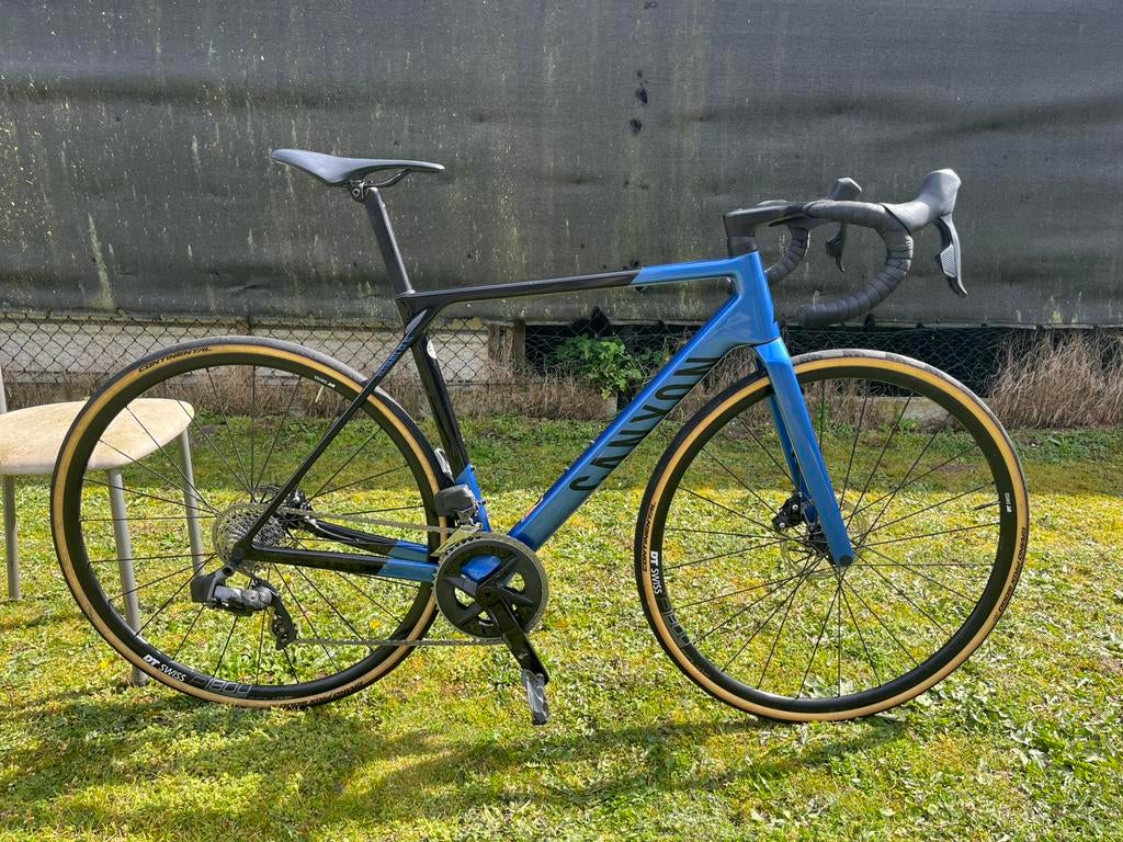 Canyon Ultimate CF SL 7 Etap (vermogensmeter), 28 inch, Gebruikt, Carbon, Heren