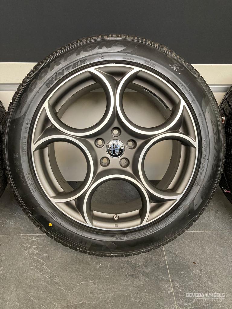 19” originele Alfa Romeo Stelvio velgen + winterbanden 5x110, Autos : Pièces & Accessoires, Pneus & Jantes, Pneus et Jantes, Pneus hiver